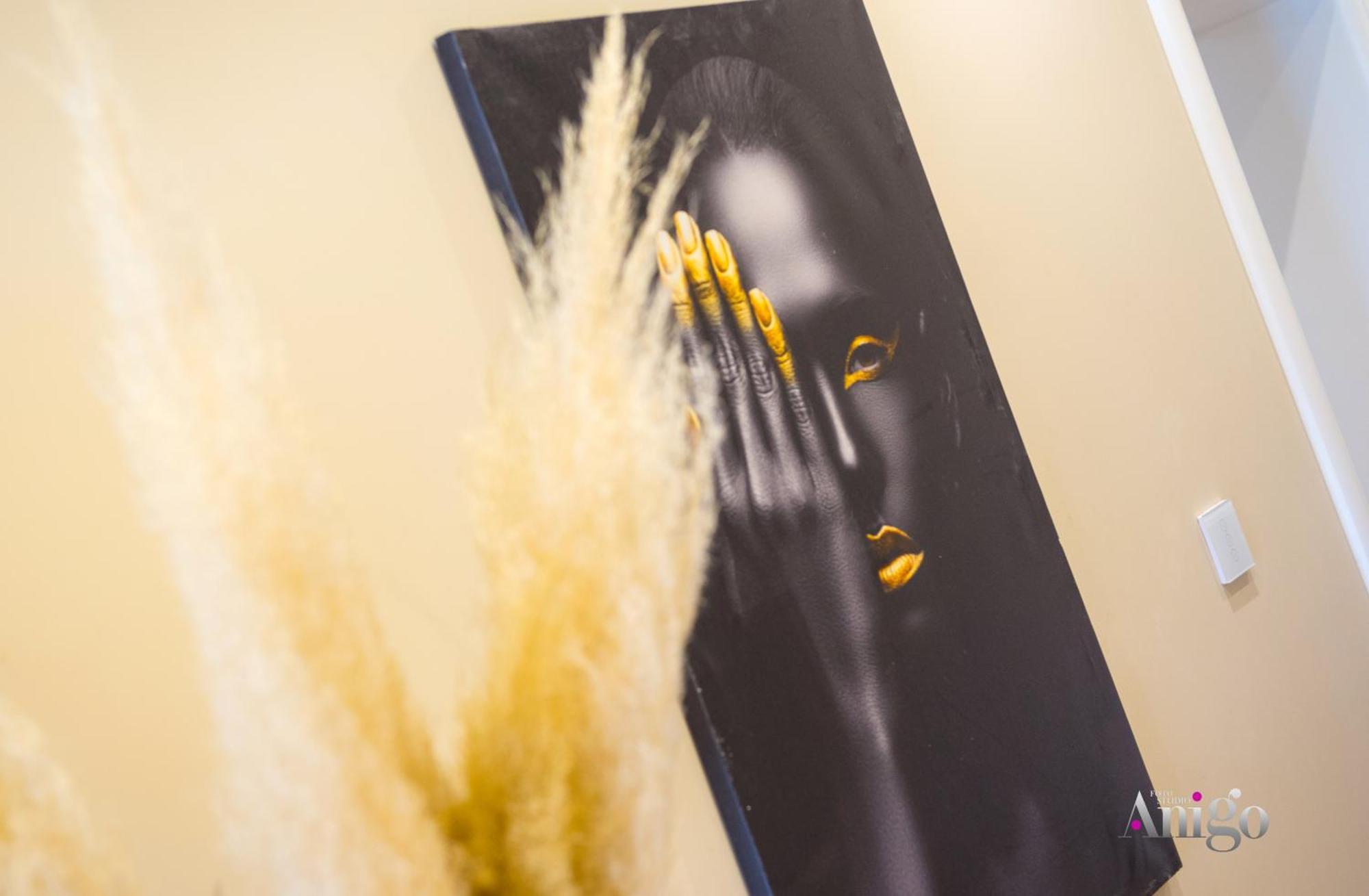 Luxury Apartment Black And Gold Mostar Exteriör bild